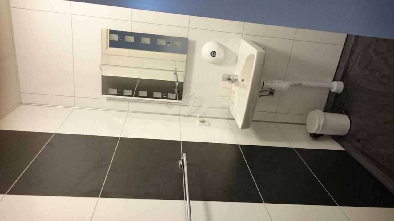 Trestads Restaurang Hotell&Pensionat Vänersborg Kültér fotó